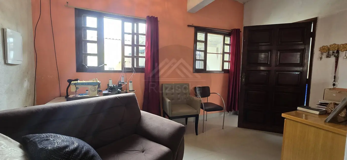 Foto 7 de Casa com 2 quartos à venda, 130m2 em Itanhaem - SP