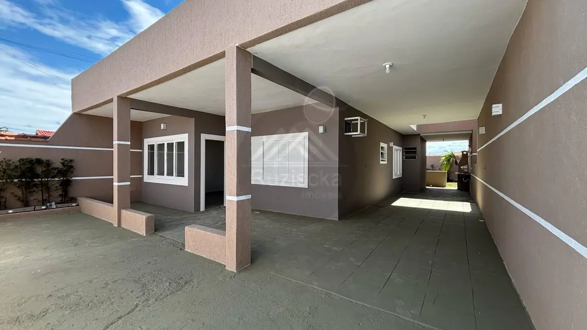 Foto 1 de Casa com 3 quartos à venda, 261m2 em Itanhaem - SP