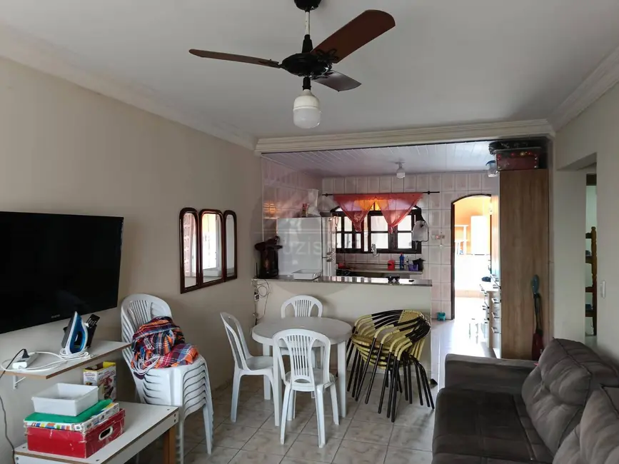 Foto 8 de Casa com 2 quartos à venda, 360m2 em Itanhaem - SP