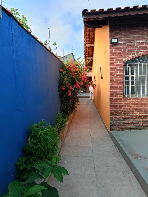 Foto 6 de Casa com 2 quartos à venda, 360m2 em Itanhaem - SP