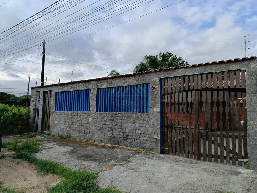 Foto 4 de Casa com 2 quartos à venda, 360m2 em Itanhaem - SP