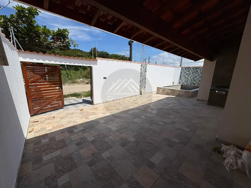 Foto 5 de Casa com 2 quartos à venda, 169m2 em Itanhaem - SP