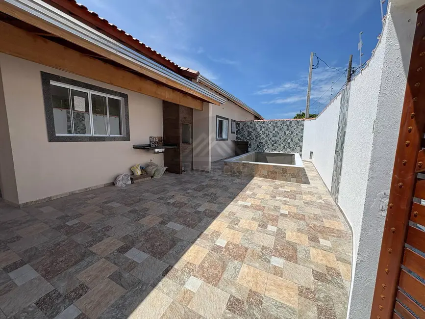Foto 4 de Casa com 2 quartos à venda, 169m2 em Itanhaem - SP