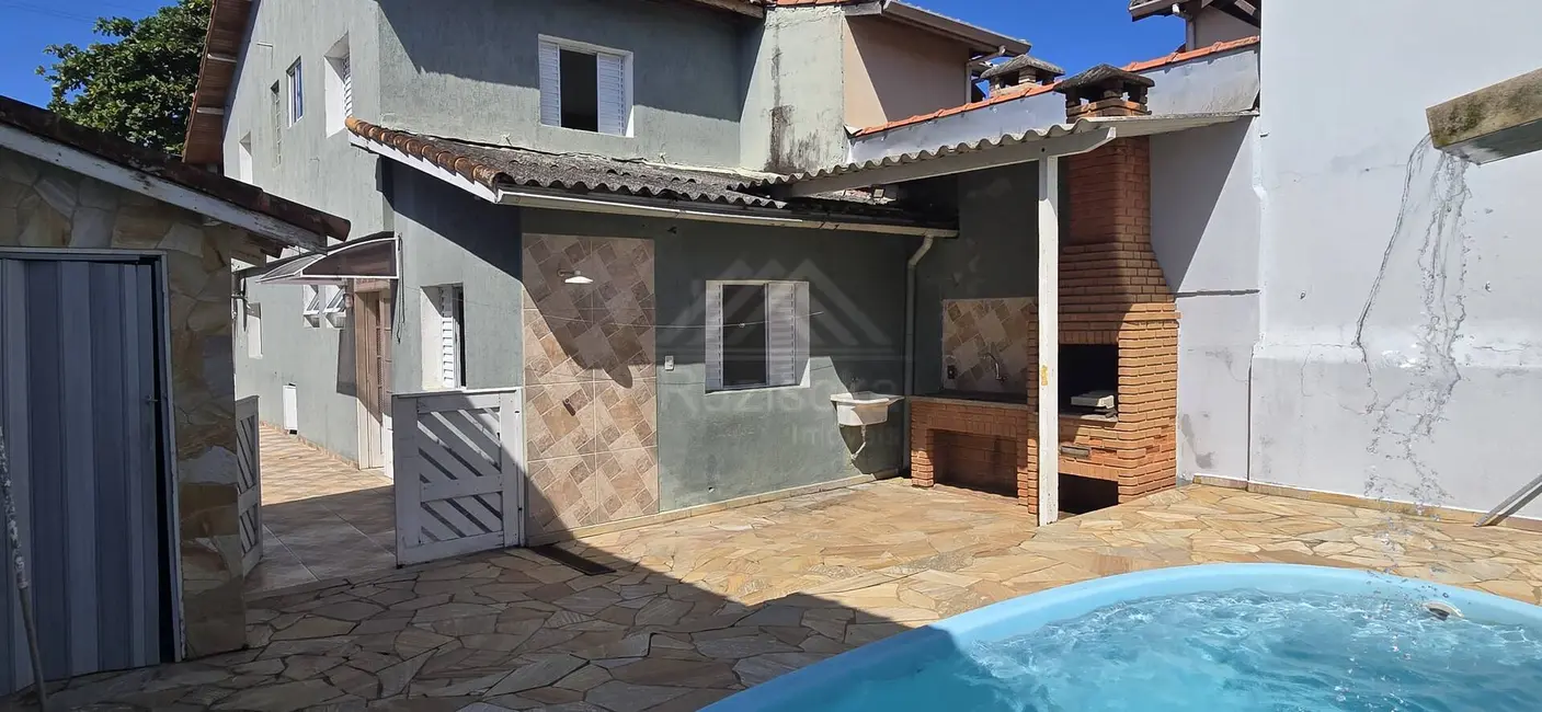 Foto 1 de Casa com 3 quartos à venda, 188m2 em Itanhaem - SP