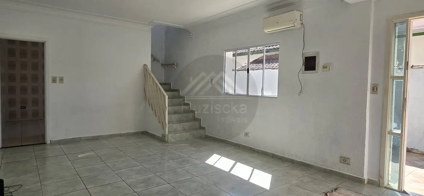 Foto 9 de Casa com 3 quartos à venda, 188m2 em Itanhaem - SP