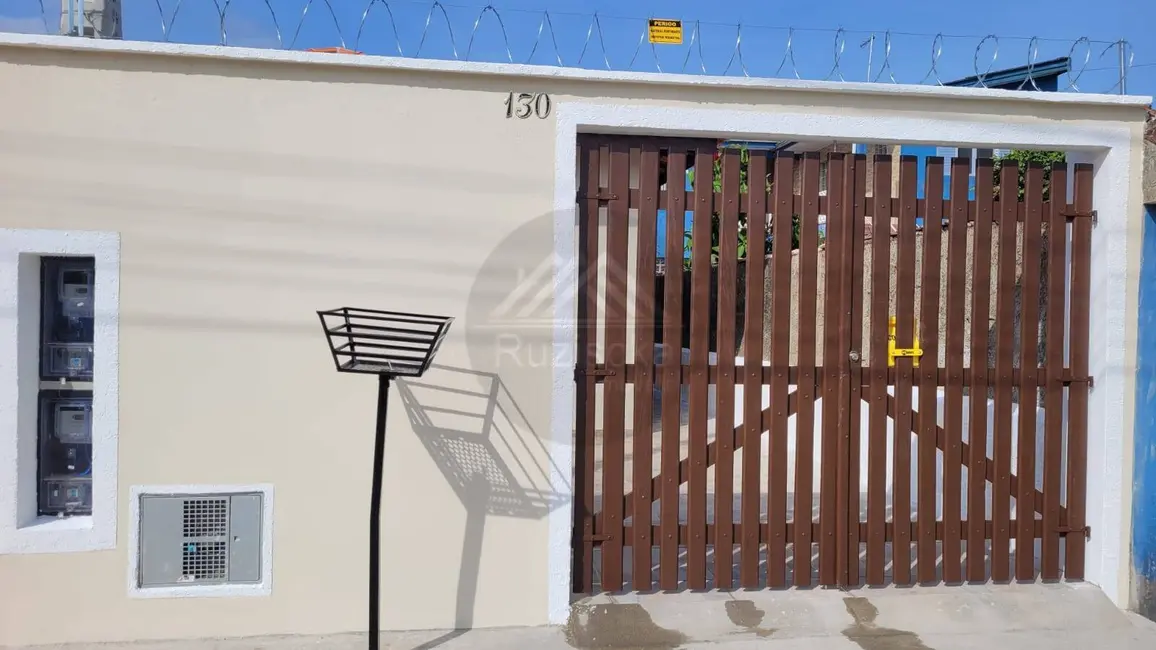 Foto 1 de Casa com 2 quartos à venda, 125m2 em Itanhaem - SP