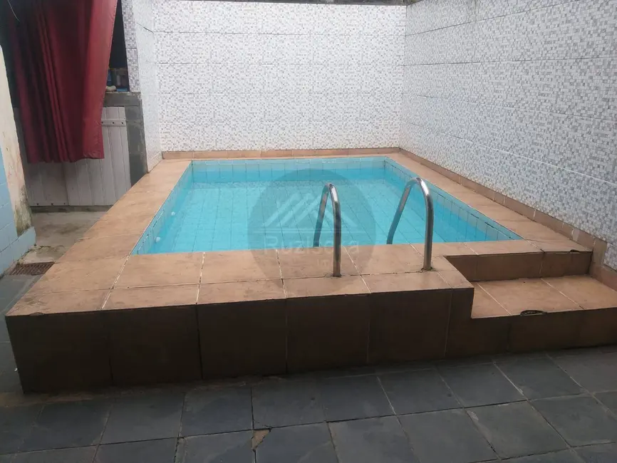 Foto 2 de Casa com 3 quartos à venda, 153m2 em Itanhaem - SP