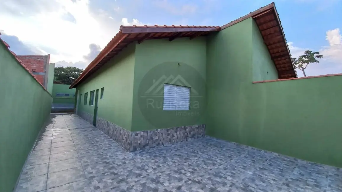 Foto 3 de Casa com 2 quartos à venda, 169m2 em Itanhaem - SP