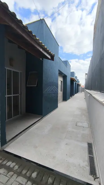 Casa de Condomínio com 2 quartos à venda, 66m2 em Itanhaem - SP - imagem 2 Foto 2 de Casa de Condomínio com 2 quartos à venda, 66m2 em Itanhaem - SP