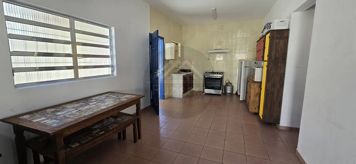 Foto 4 de Casa com 3 quartos à venda, 264m2 em Itanhaem - SP