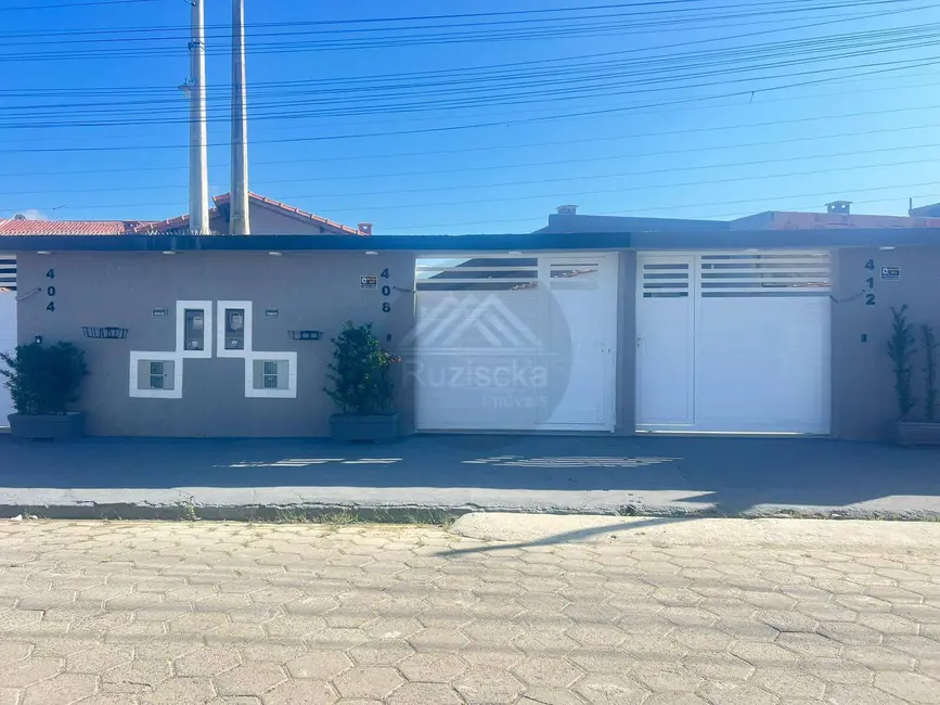 Foto 1 de Casa com 1 quarto à venda, 162m2 em Itanhaem - SP