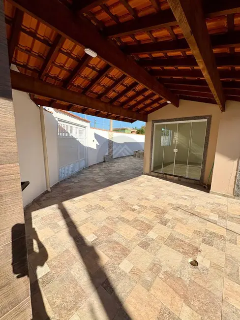 Foto 5 de Casa com 2 quartos à venda, 171m2 em Itanhaem - SP
