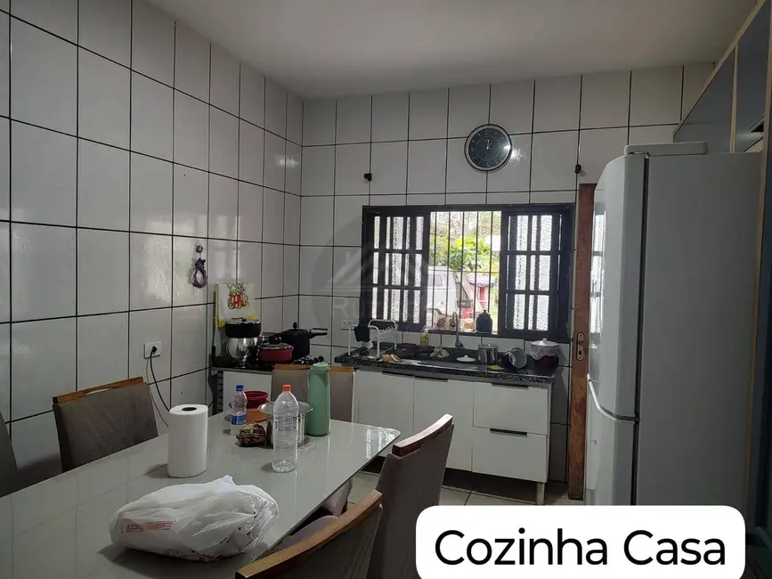 Chácara com 3 quartos à venda, 3000m2 em Itanhaem - SP - imagem 4 Foto 4 de Chácara com 3 quartos à venda, 3000m2 em Itanhaem - SP