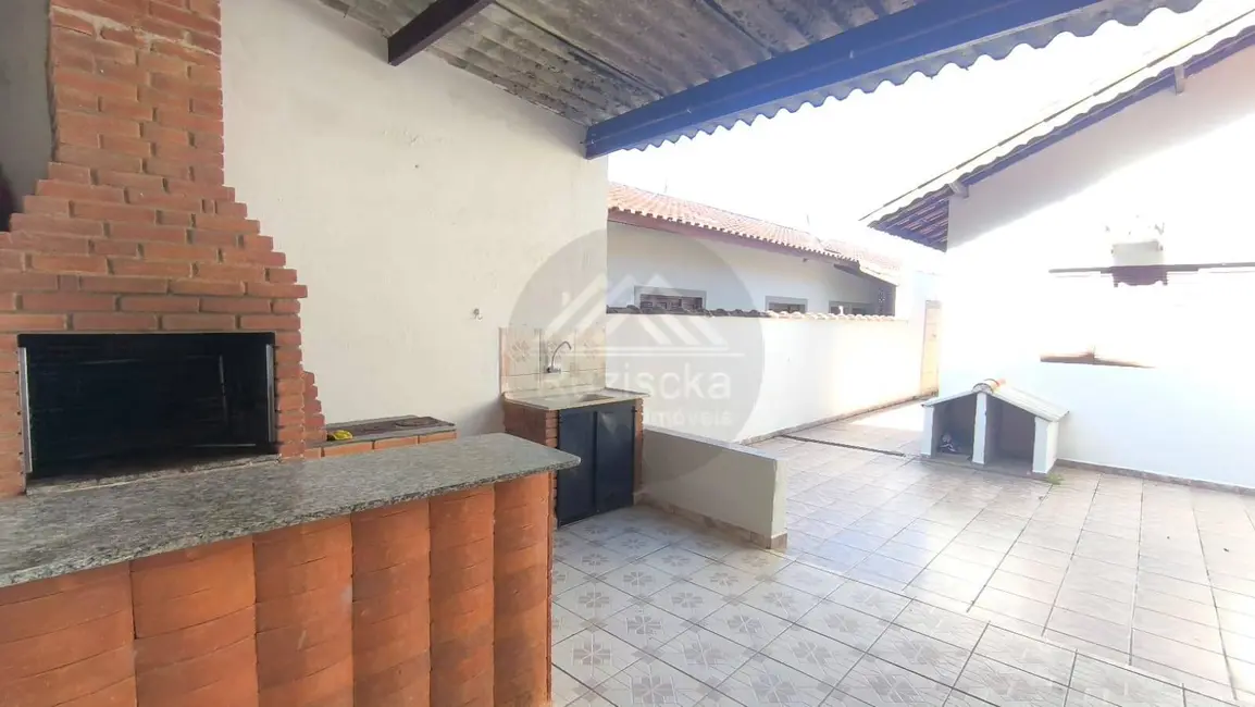 Foto 9 de Casa com 2 quartos à venda, 160m2 em Itanhaem - SP