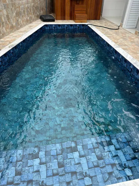 Foto 3 de Casa com 3 quartos à venda, 250m2 em Mongagua - SP