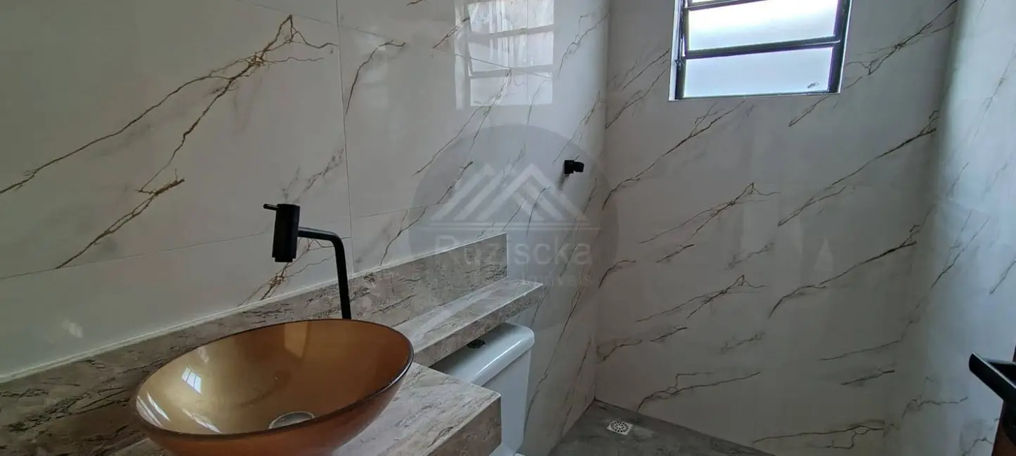 Casa com 2 quartos à venda, 125m2 em Itanhaem - SP - imagem 7 Foto 7 de Casa com 2 quartos à venda, 125m2 em Itanhaem - SP