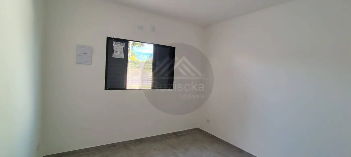 Casa com 2 quartos à venda, 125m2 em Itanhaem - SP - imagem 6 Foto 6 de Casa com 2 quartos à venda, 125m2 em Itanhaem - SP