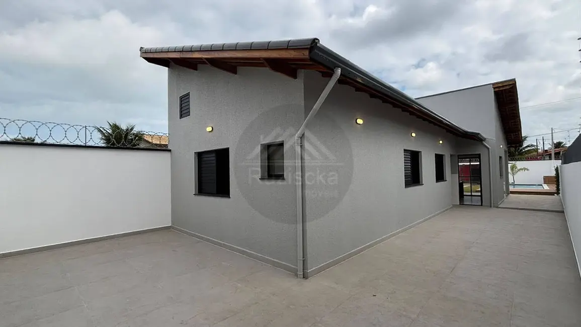 Foto 4 de Casa com 3 quartos à venda, 350m2 em Itanhaem - SP