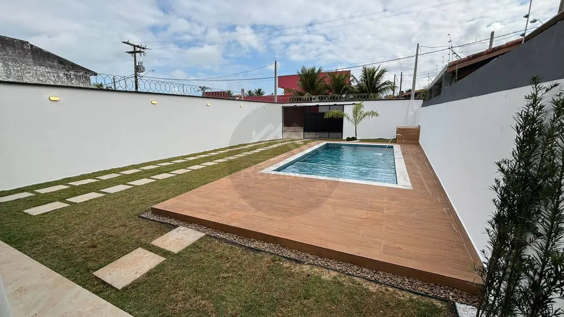 Foto 6 de Casa com 3 quartos à venda, 350m2 em Itanhaem - SP