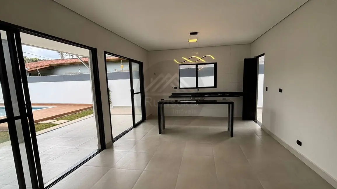 Foto 9 de Casa com 3 quartos à venda, 350m2 em Itanhaem - SP