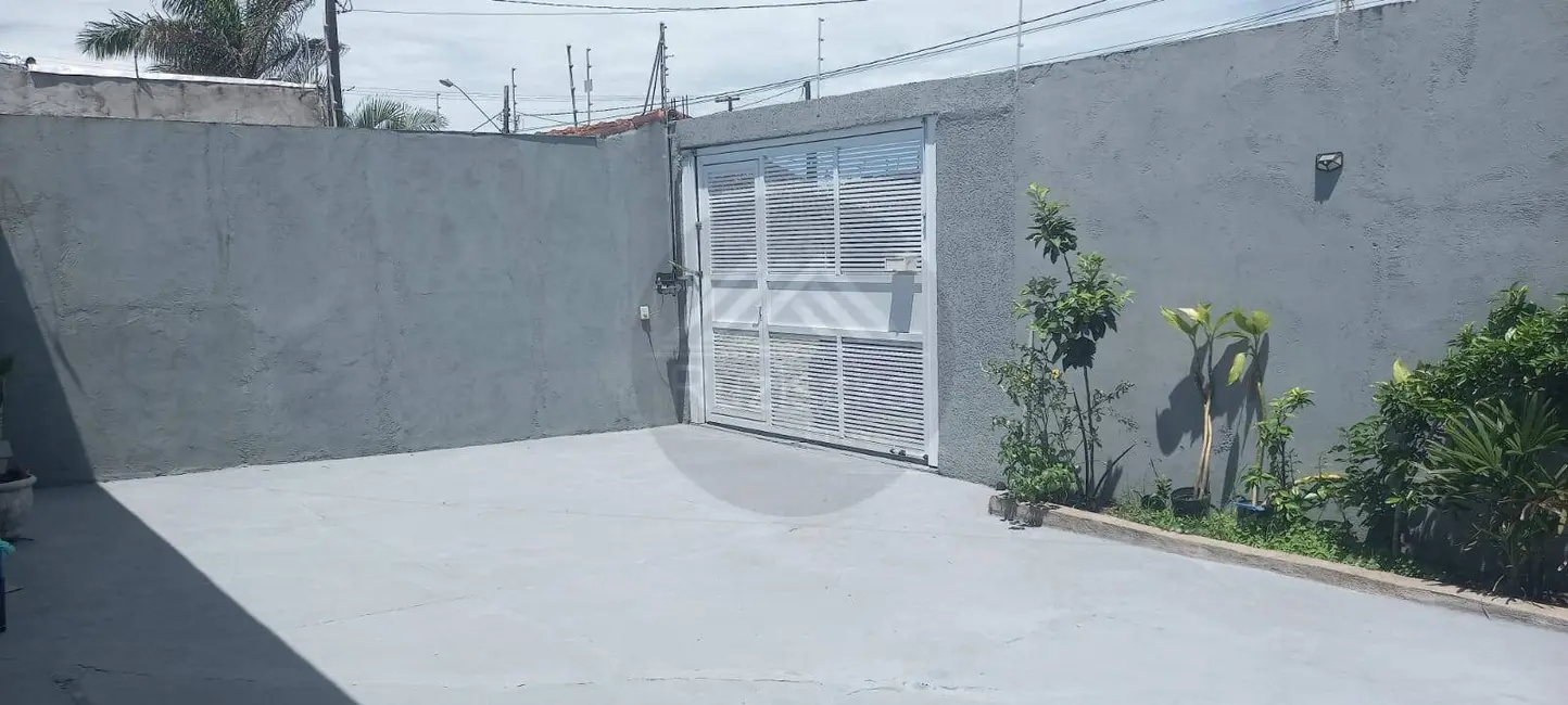 Foto 3 de Casa com 4 quartos à venda, 260m2 em Itanhaem - SP