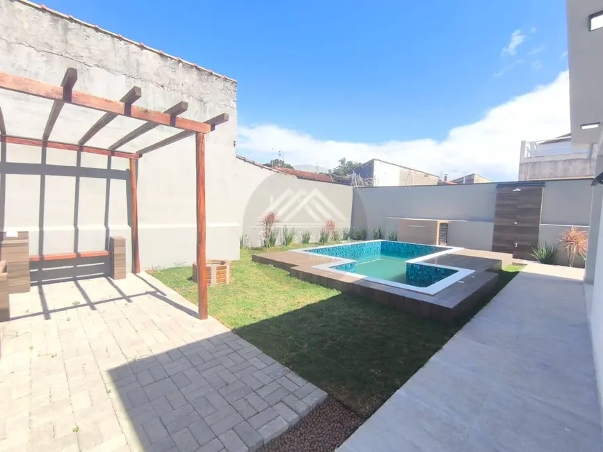 Foto 4 de Casa com 3 quartos à venda, 300m2 em Itanhaem - SP