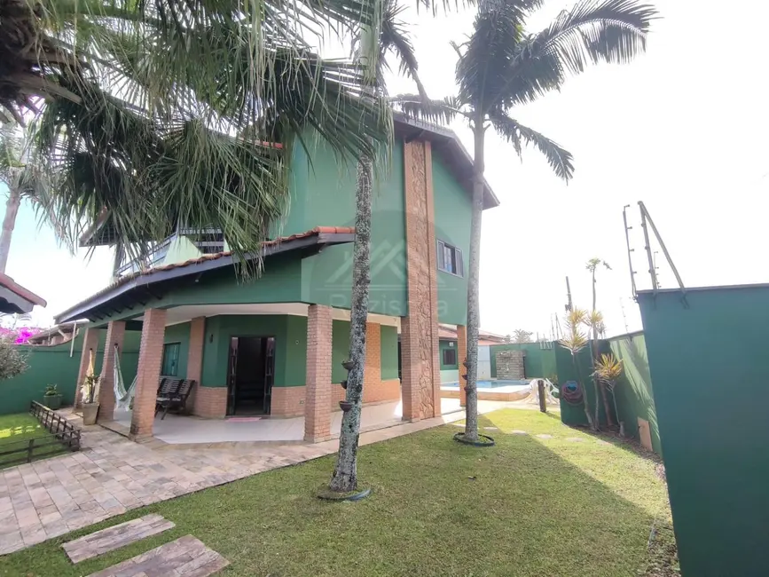 Foto 8 de Casa com 4 quartos à venda, 387m2 em Itanhaem - SP