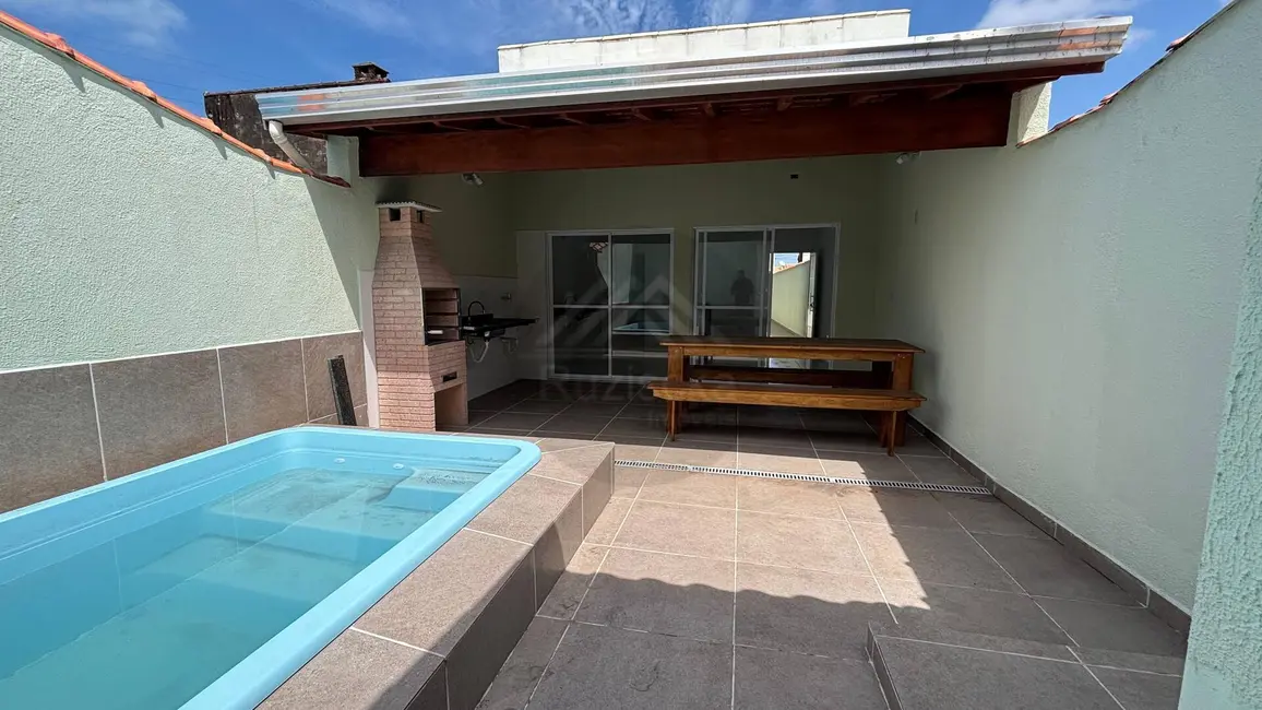 Foto 1 de Casa com 3 quartos à venda, 200m2 em Mongagua - SP