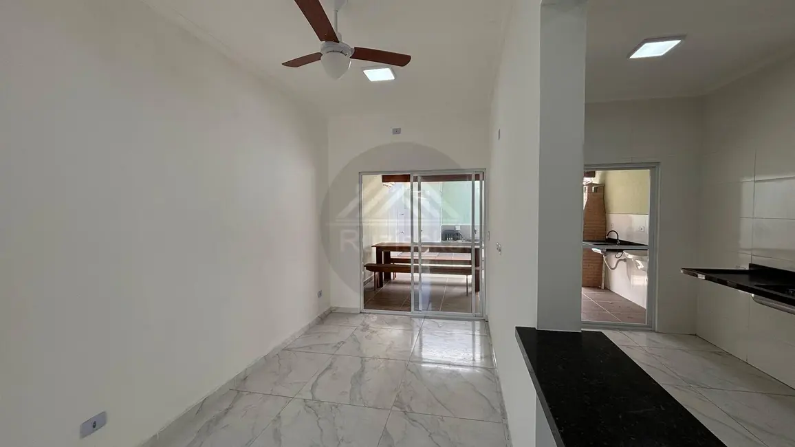 Foto 6 de Casa com 3 quartos à venda, 200m2 em Mongagua - SP