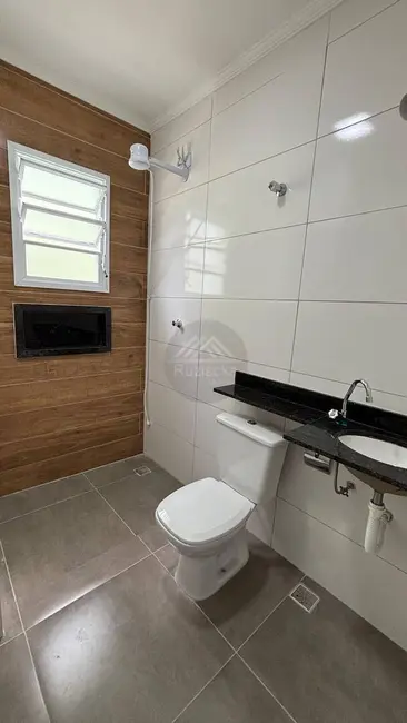 Foto 7 de Casa com 2 quartos à venda, 132m2 em Mongagua - SP