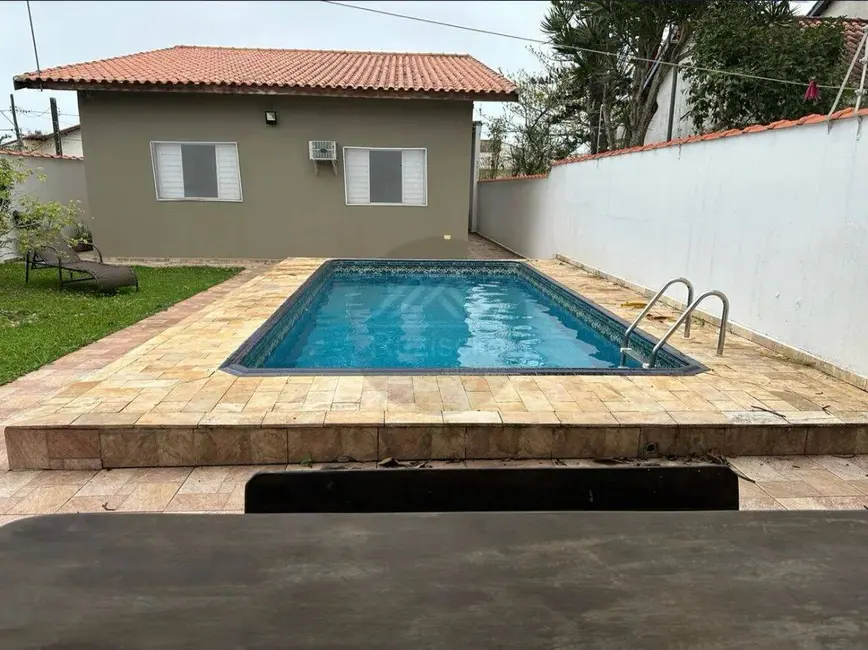 Foto 1 de Casa com 3 quartos à venda, 350m2 em Itanhaem - SP
