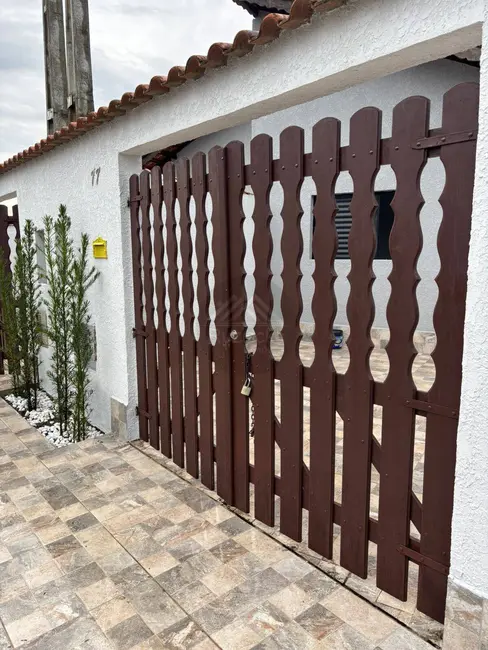 Foto 4 de Casa com 2 quartos à venda, 150m2 em Itanhaem - SP