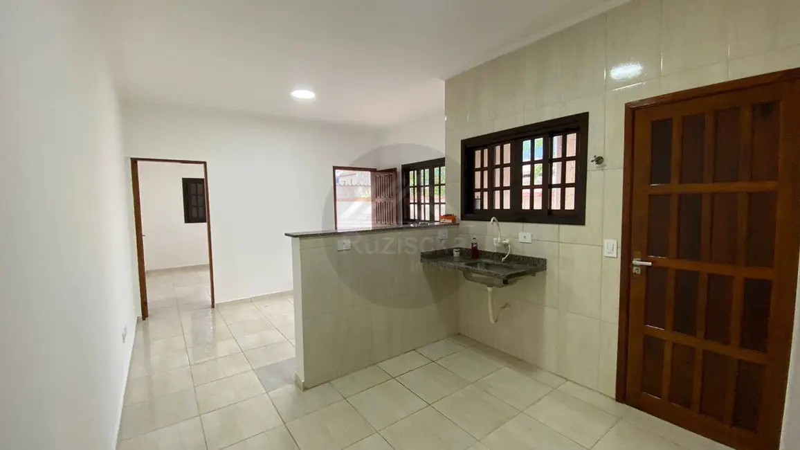 Foto 8 de Casa com 2 quartos à venda, 143m2 em Itanhaem - SP
