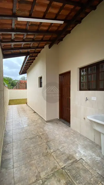 Foto 4 de Casa com 2 quartos à venda, 143m2 em Itanhaem - SP