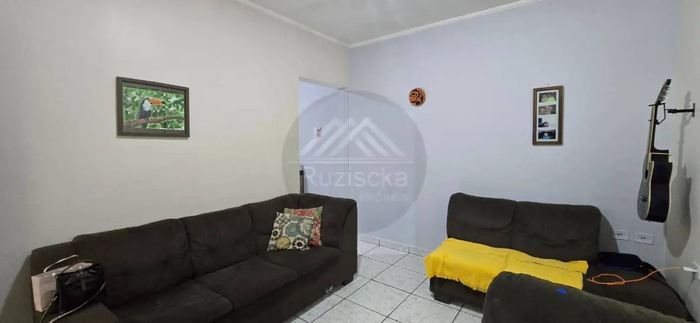 Foto 5 de Casa com 2 quartos à venda, 162m2 em Itanhaem - SP