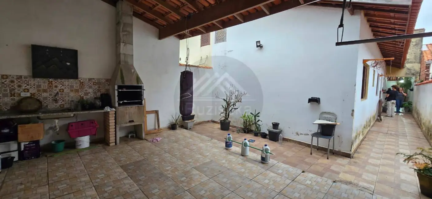 Foto 3 de Casa com 2 quartos à venda, 162m2 em Itanhaem - SP