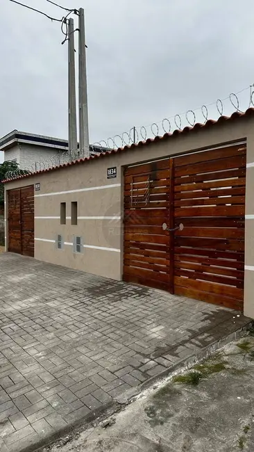 Foto 2 de Casa com 2 quartos à venda, 125m2 em Itanhaem - SP
