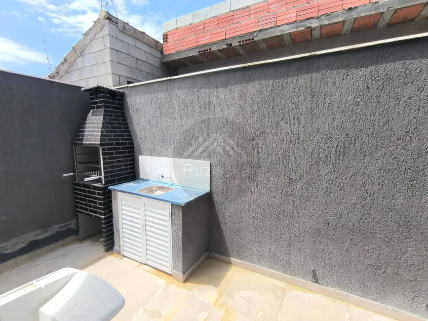 Casa de Condomínio com 2 quartos à venda, 102m2 em Itanhaem - SP - imagem 4 Foto 4 de Casa de Condomínio com 2 quartos à venda, 102m2 em Itanhaem - SP