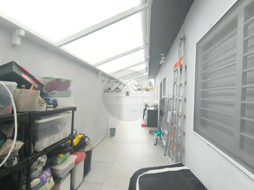 Foto 5 de Casa com 2 quartos à venda, 160m2 em Itanhaem - SP