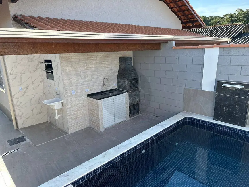 Foto 6 de Casa com 2 quartos à venda, 125m2 em Itanhaem - SP