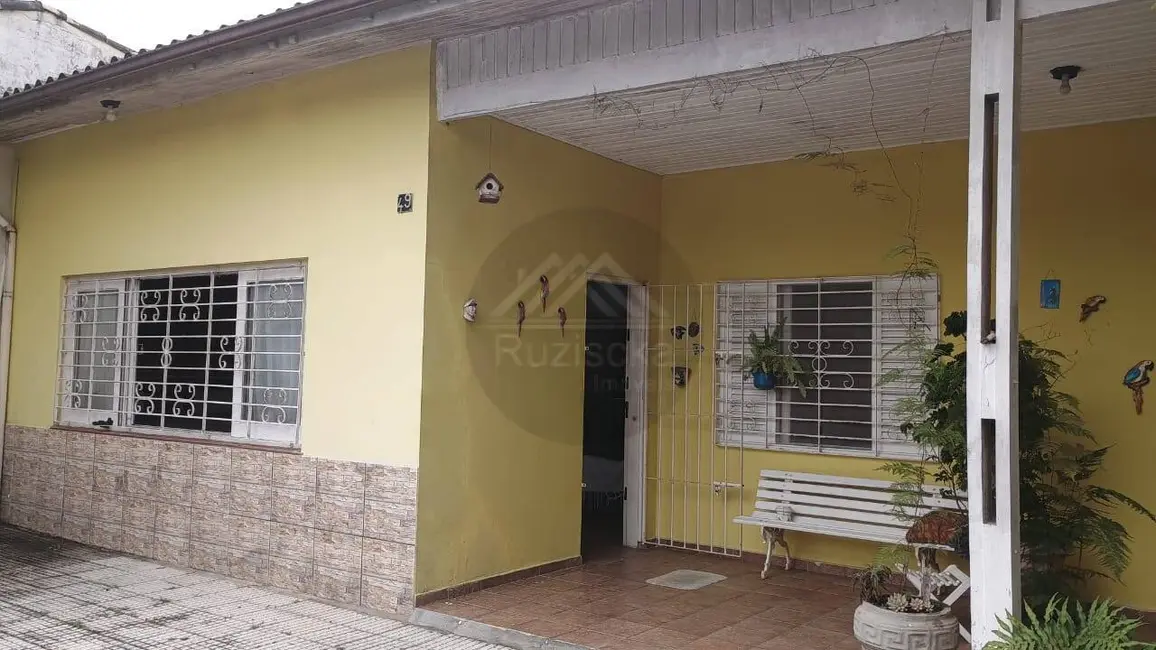 Foto 2 de Casa com 3 quartos à venda, 300m2 em Itanhaem - SP
