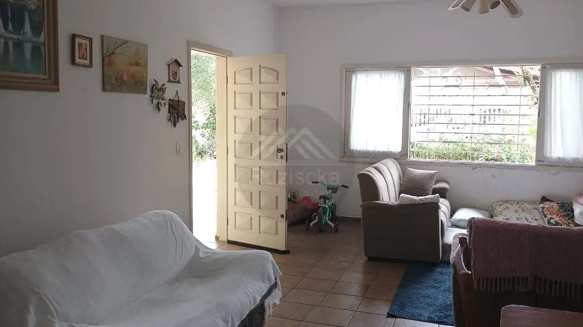 Foto 6 de Casa com 3 quartos à venda, 300m2 em Itanhaem - SP