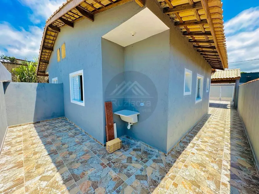 Foto 6 de Casa com 2 quartos à venda, 140m2 em Itanhaem - SP