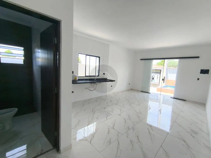 Casa com 2 quartos à venda, 140m2 em Itanhaem - SP - imagem 7 Foto 7 de Casa com 2 quartos à venda, 140m2 em Itanhaem - SP