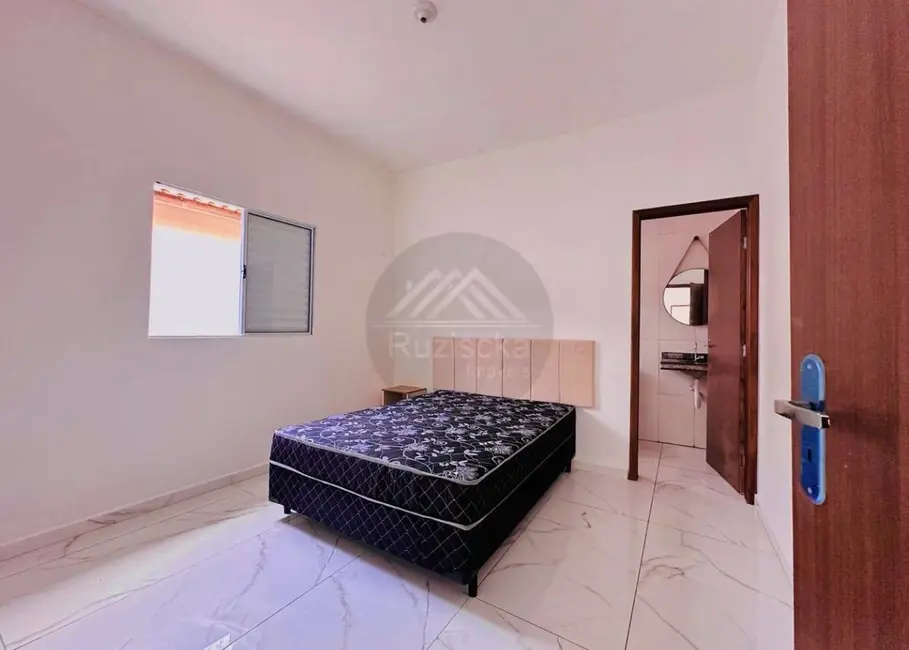 Foto 8 de Casa com 2 quartos à venda, 125m2 em Itanhaem - SP
