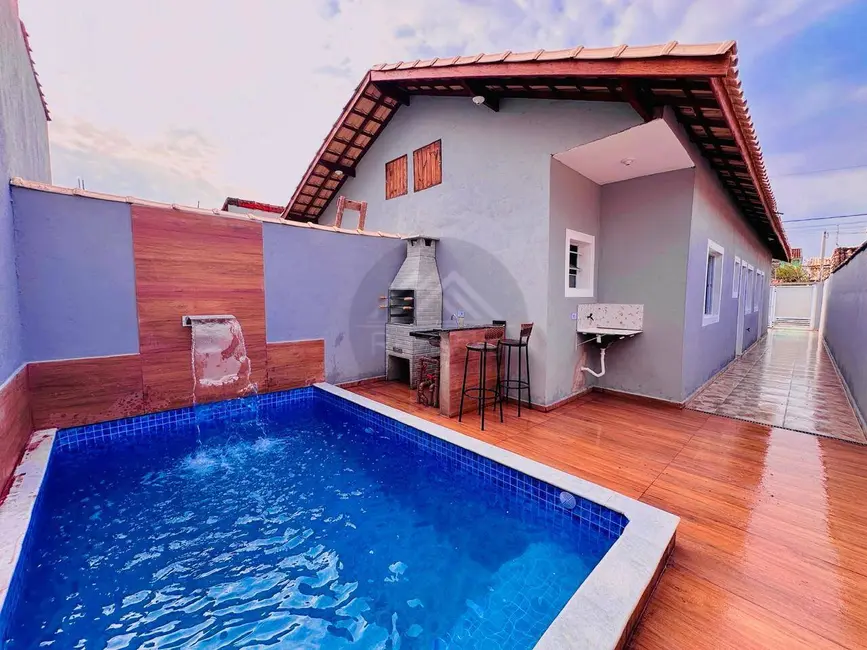 Foto 2 de Casa com 2 quartos à venda, 125m2 em Itanhaem - SP