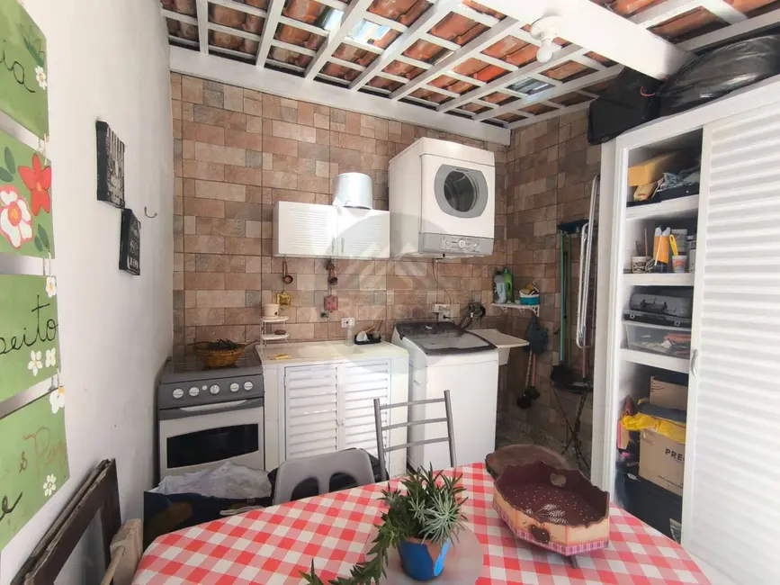 Foto 6 de Casa com 2 quartos à venda, 156m2 em Itanhaem - SP