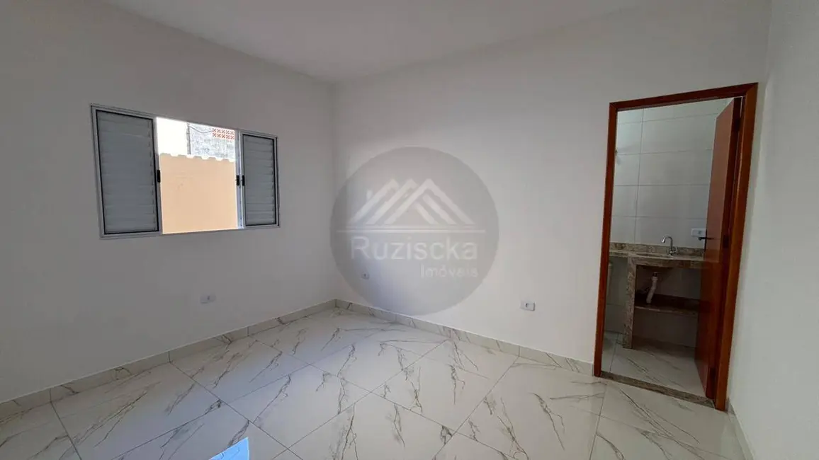 Foto 4 de Casa com 2 quartos à venda, 125m2 em Itanhaem - SP