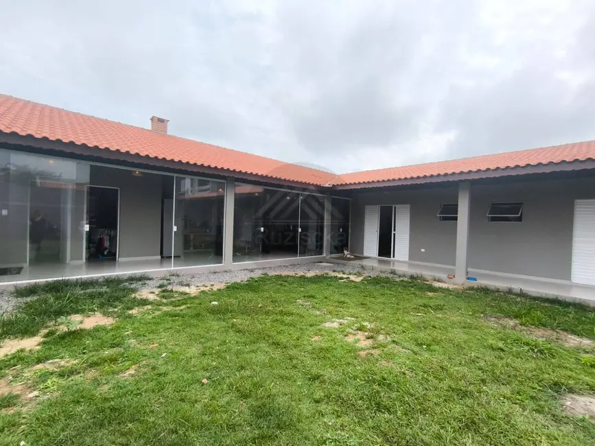 Foto 1 de Casa com 3 quartos à venda, 300m2 em Itanhaem - SP