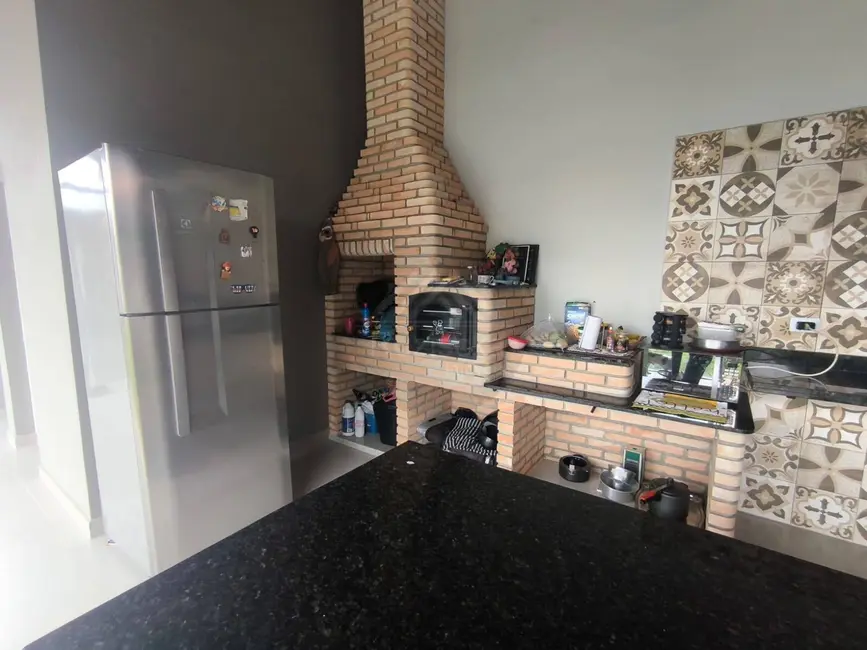 Foto 9 de Casa com 3 quartos à venda, 300m2 em Itanhaem - SP